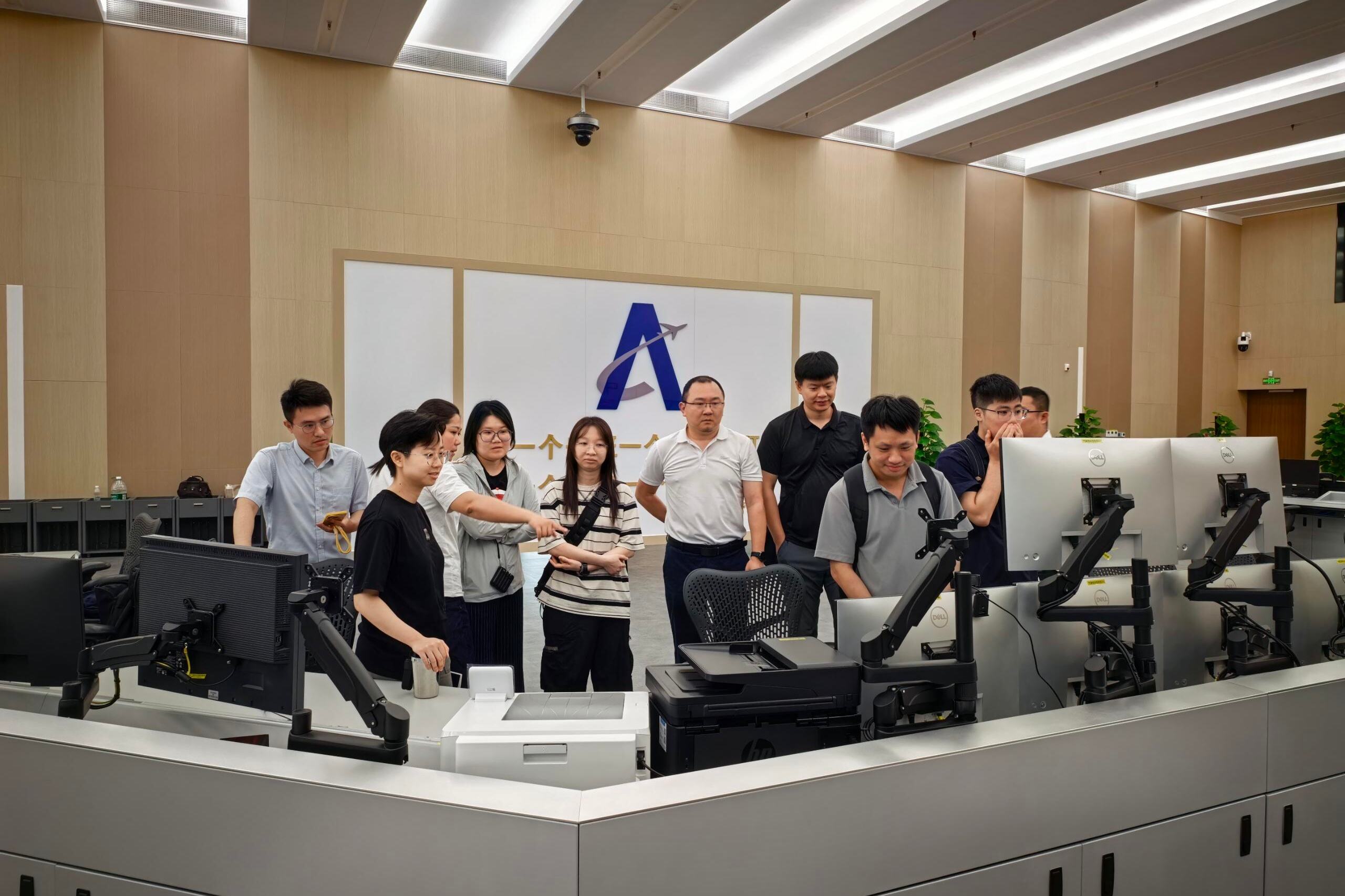 三亚空管站气象台赴崖州湾开展专项培训