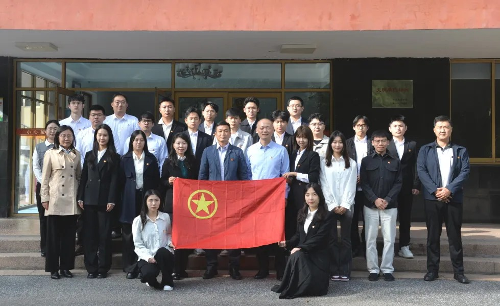 学思践悟结硕果,青春担当启新程——青岛空管站2025年共青团干部及青年骨干培训班赋能提效