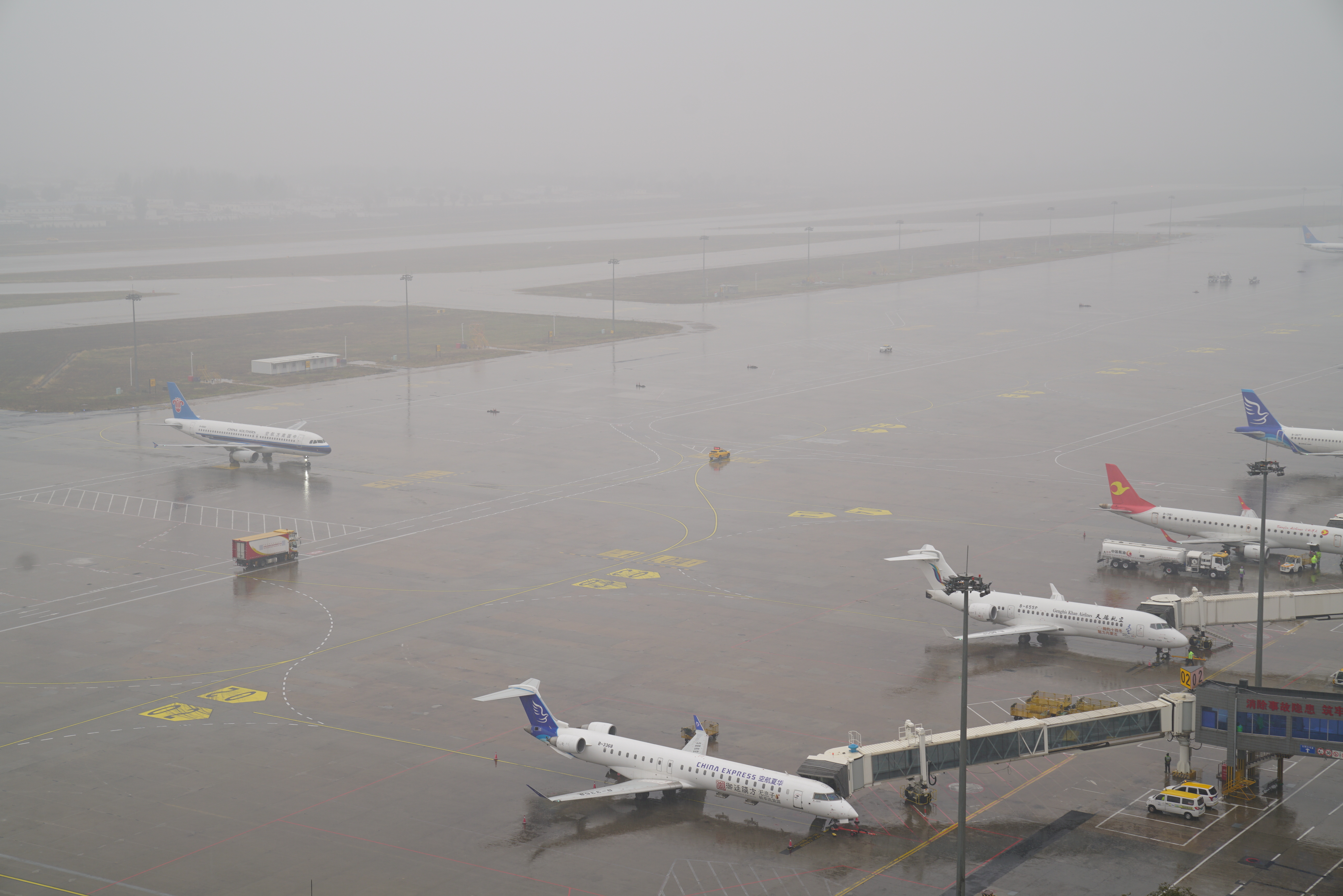 计划日均航班326架次!内蒙古空管分局顺利保障航班冬春换季