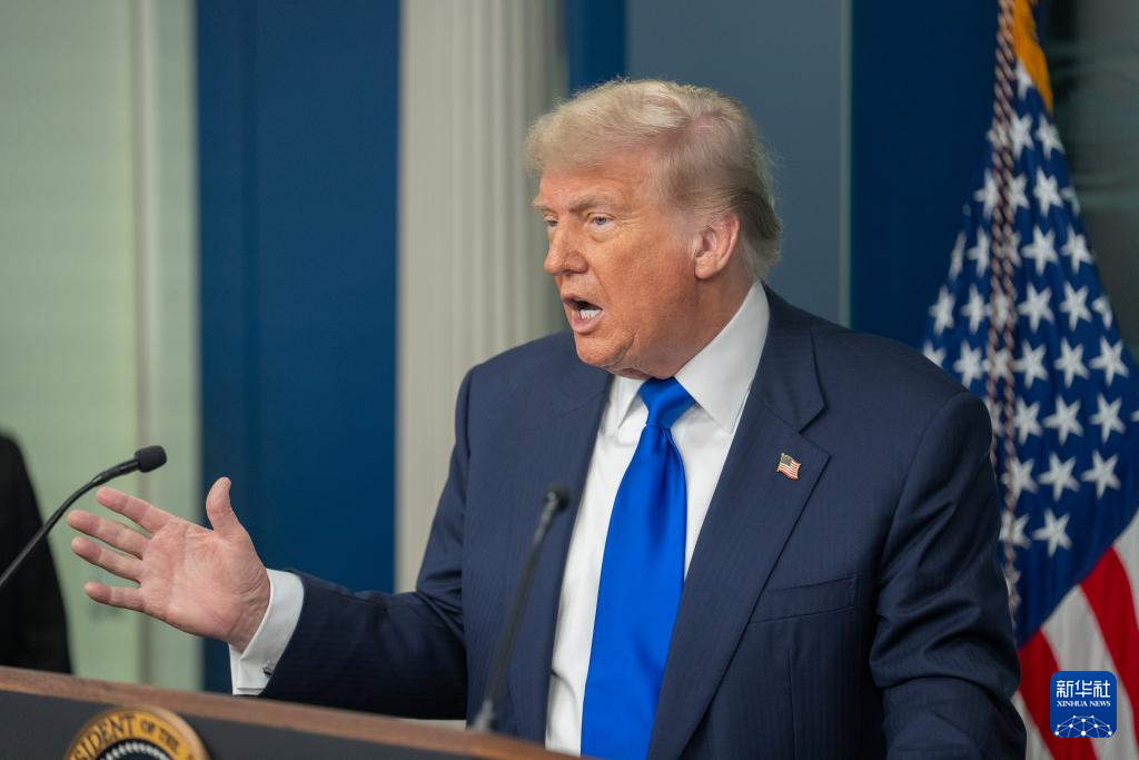 特朗普喊话空管员:须立即返岗!