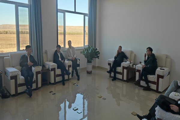 锡林浩特机场与华夏航空共建气象预警机制