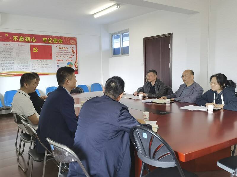 福建空管分局航服公司与福州国际航空城管委会开展交流