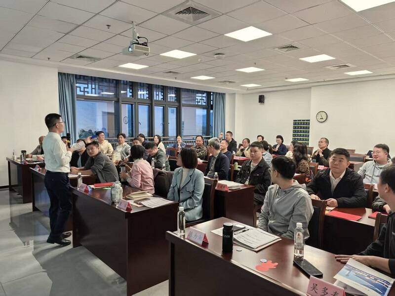 红色引领筑根基 管理赋能强一线——厦门空管站举办基层班组长能力提升培训班