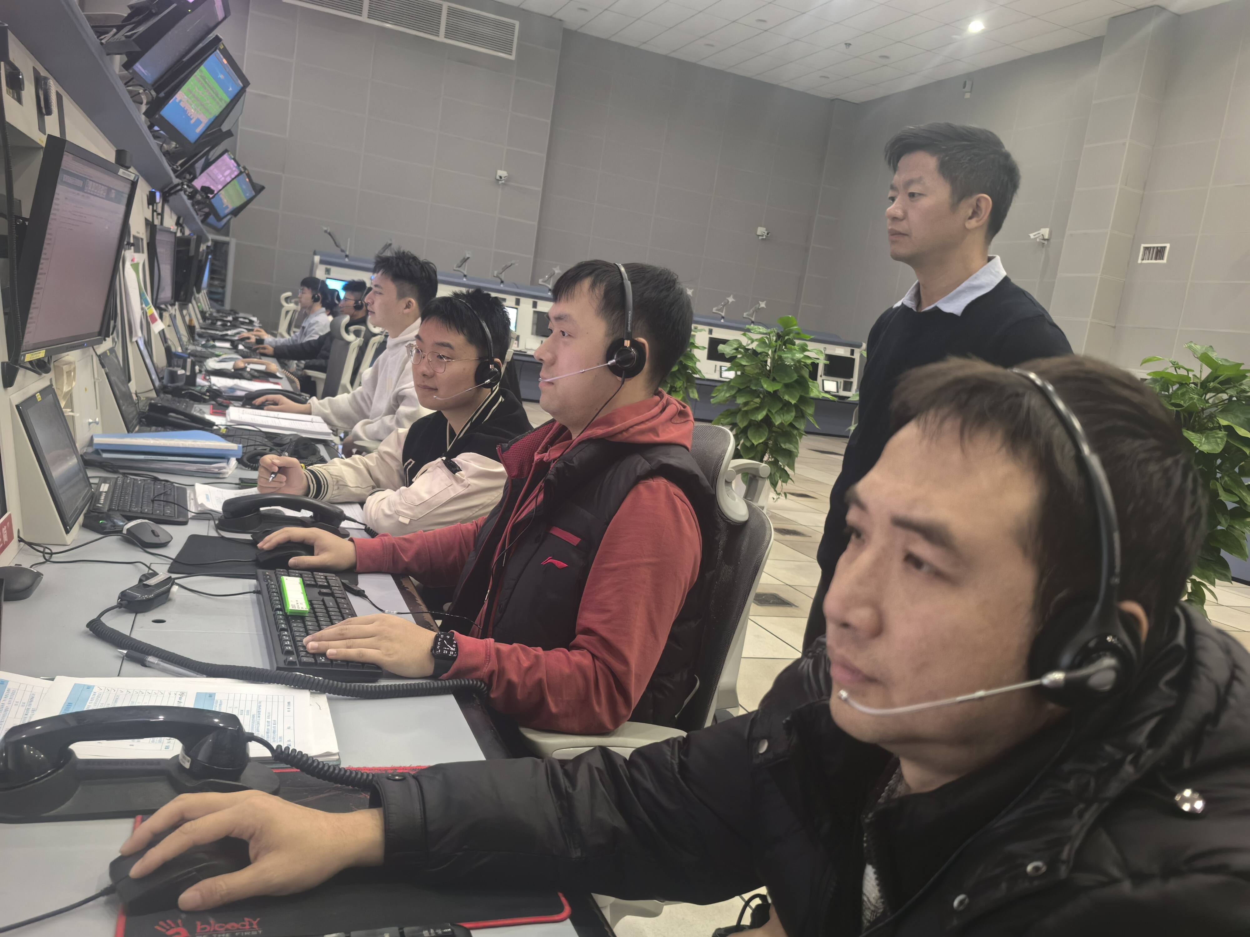 湖南空管分局全力保障昏迷旅客航班优先落地