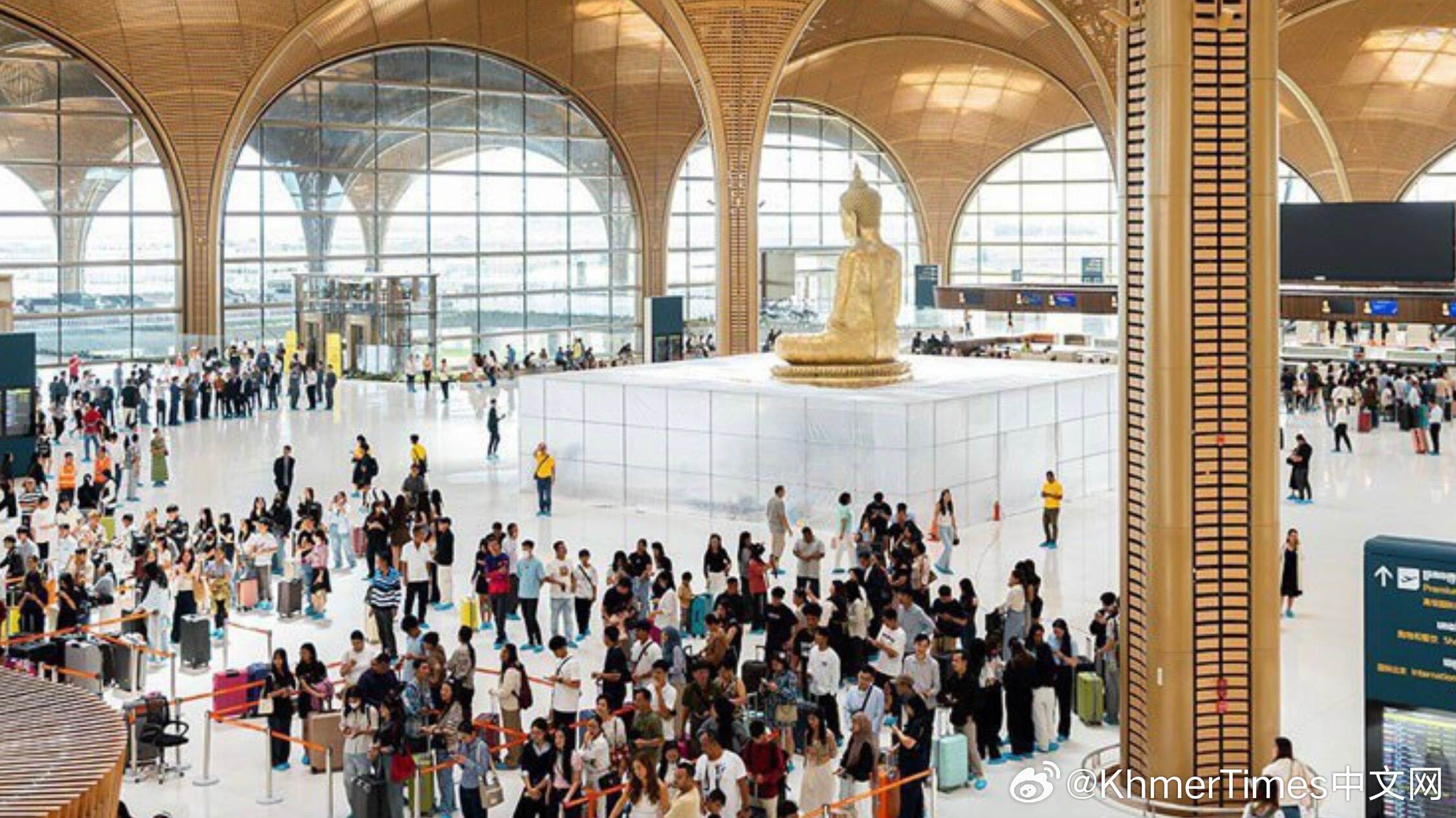 柬埔寨决定将对中国试行免签政策