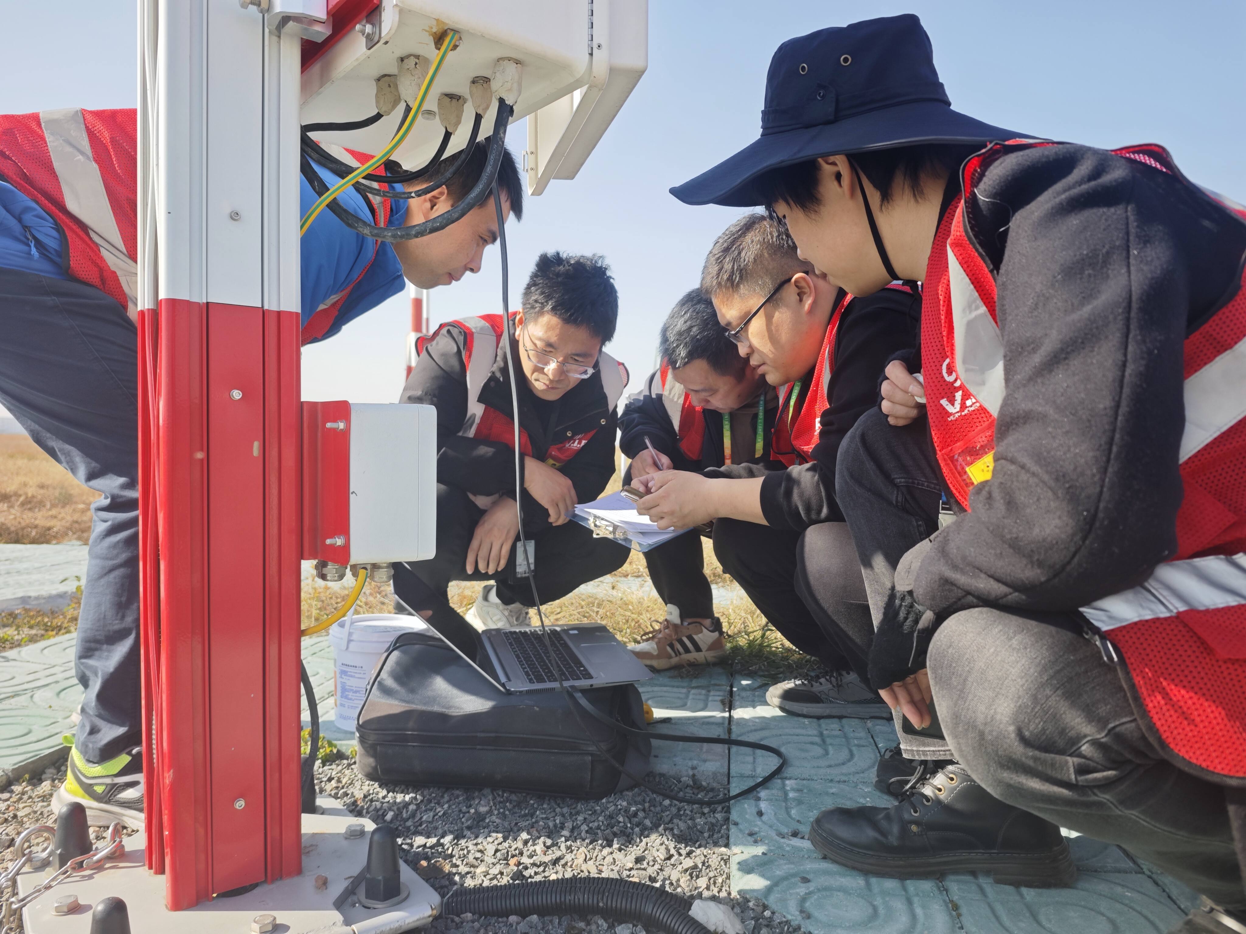 宁波空管站圆满完成新建自动气象观测系统首次巡检
