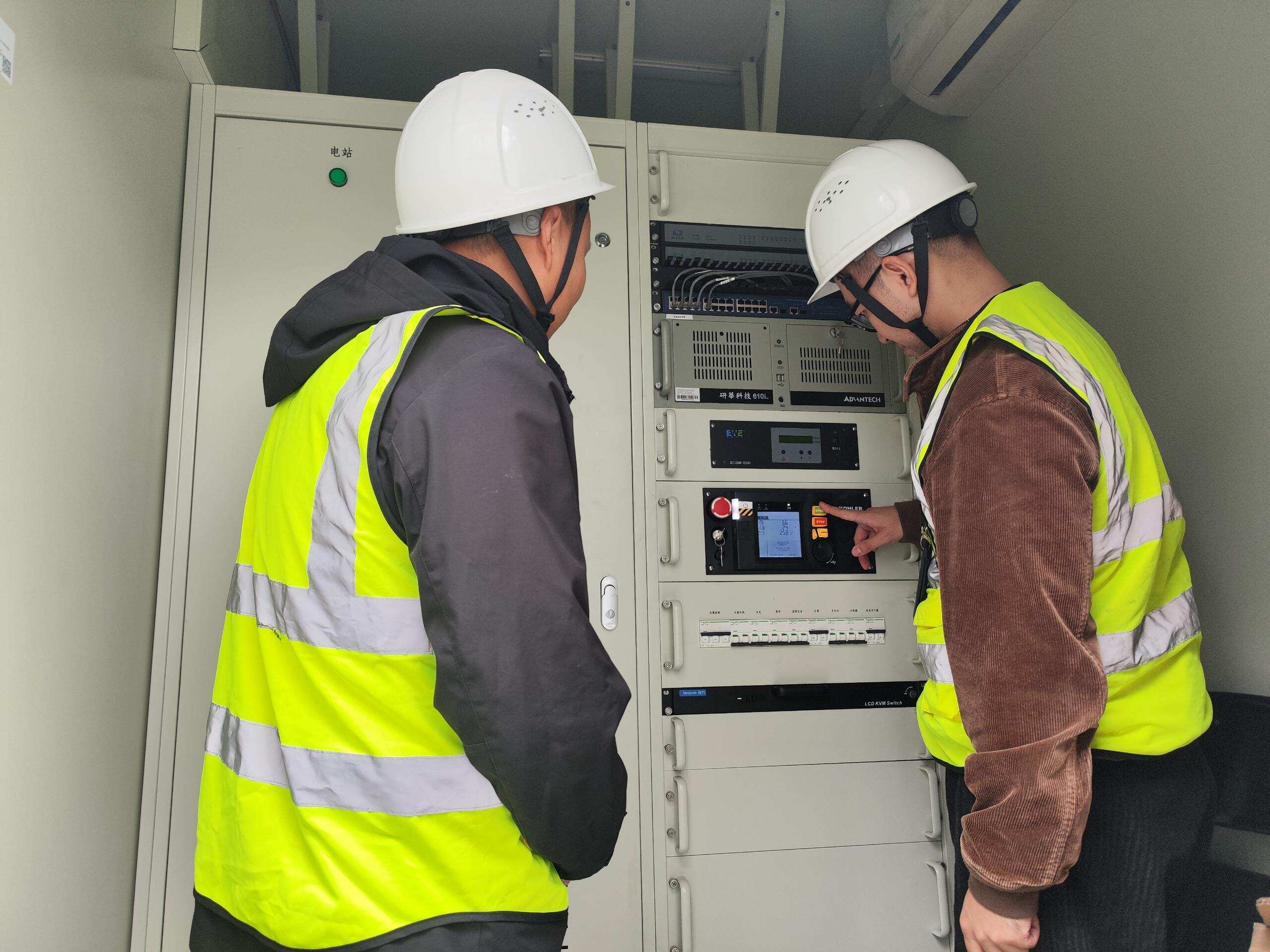 西南空管局技保中心双流动力室圆满完成万安工作区方舱油机带载测试