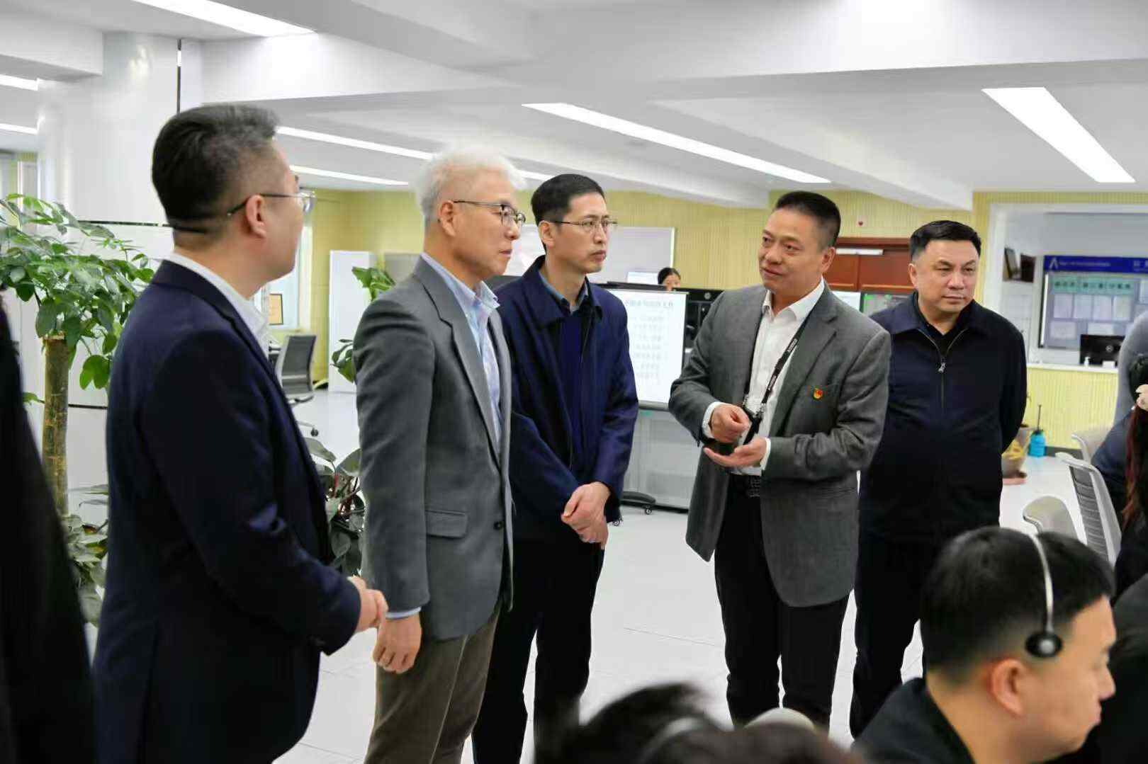 民航局空管局党委常委、副局长颜晓东赴吉林空管分局开展调研工作