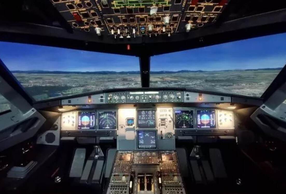 中国制造全动飞行模拟机首次进入欧洲市场