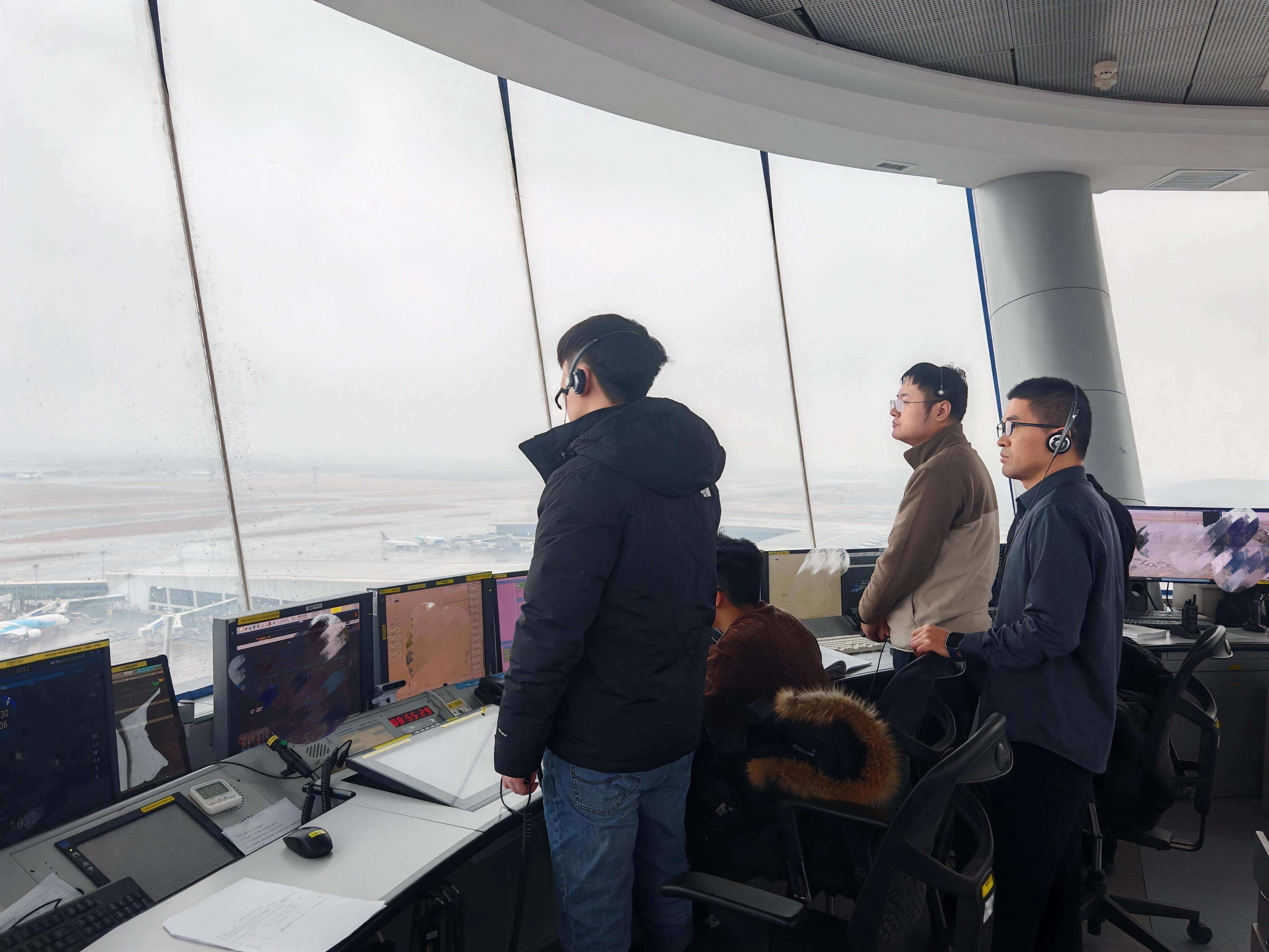 以雪为令 河南空管分局迎战今冬首场雨雪天气