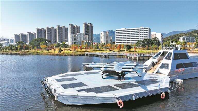 全球首个eVTOL零碳水上机场落地东侨