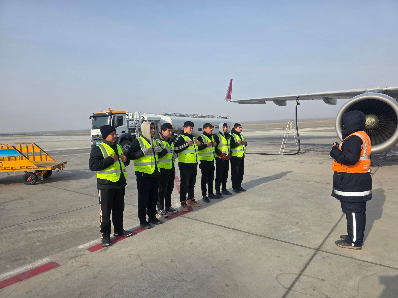 吐鲁番交河机场岁末严抓机坪运行安全