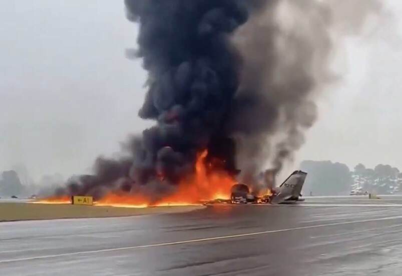 美国北卡罗来纳州一小型飞机坠毁 多人遇难