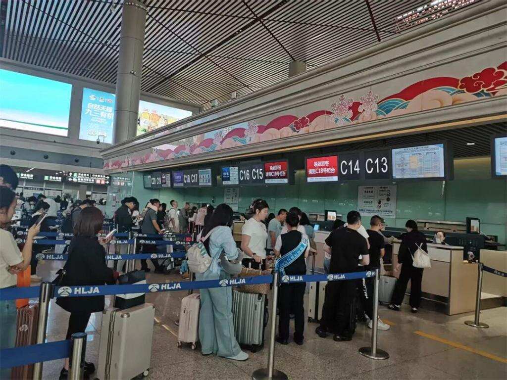 创新高！哈机场提前10天突破去年全年旅客吞吐量