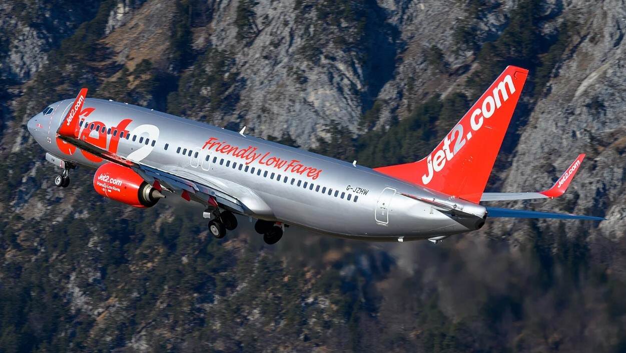 Jet2航班一乘客涉嫌性侵4名空乘被判刑