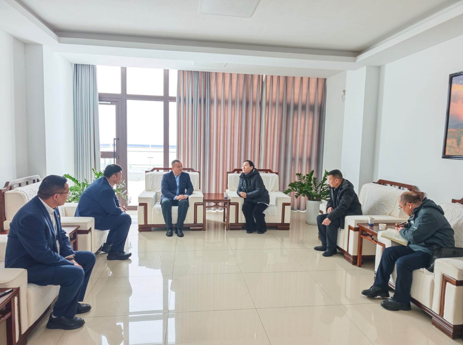 昭苏县领导调研昭苏天马机场赋能航空事业高质量发展