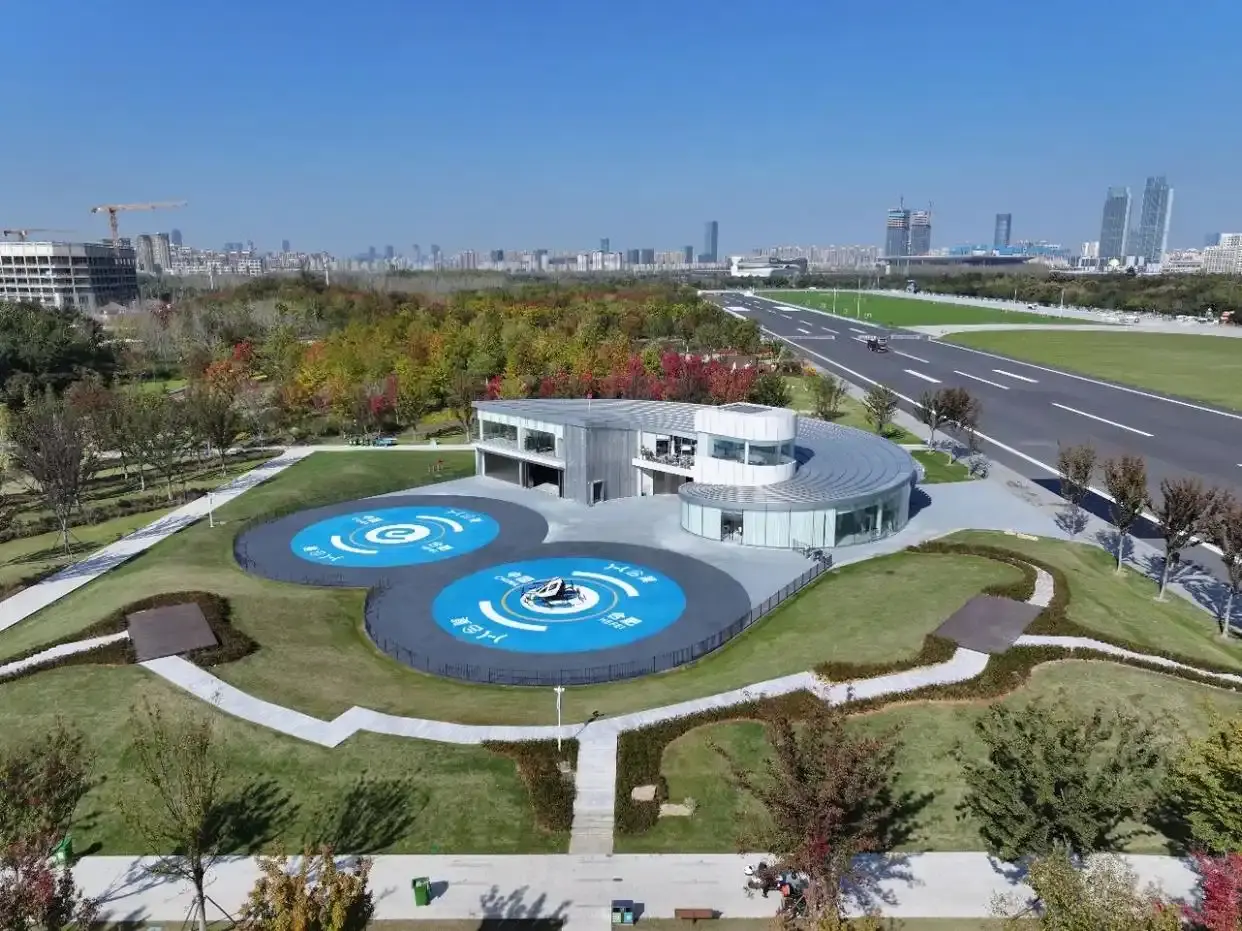 全球首张！中国低空开启“载人时代”