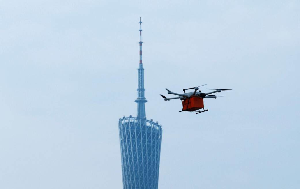 淘宝闪购开通全国首条无人机“聚合送”航线