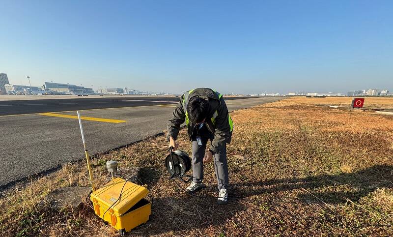 厦门空管站导航保障室顺利完成双向仪表着陆系统定期飞行校验