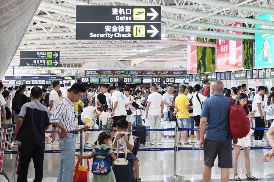 2026年元旦假期 三亚机场预计运送旅客超23万人次