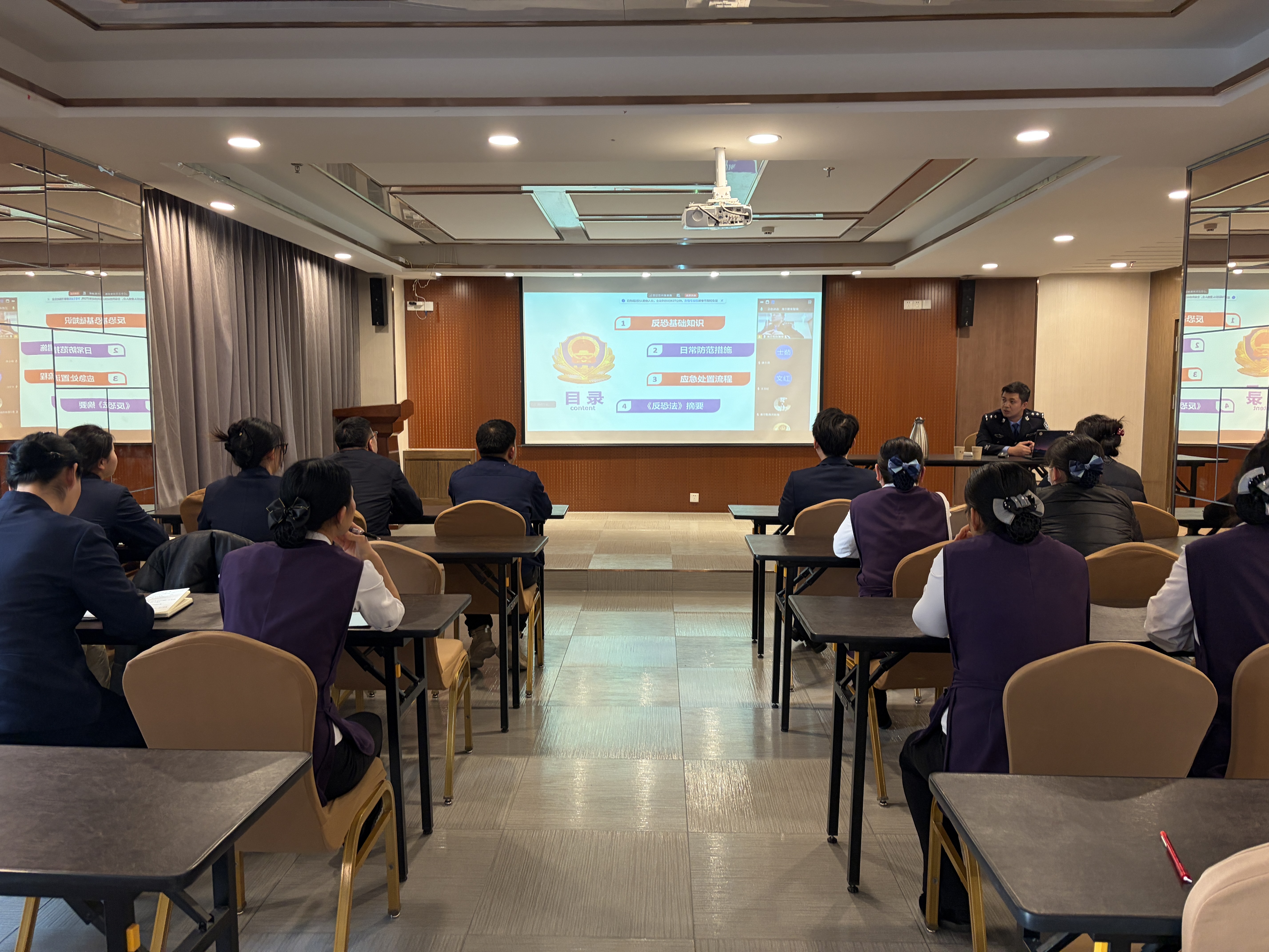 新疆机场集团天缘航旅公司库尔勒（库车）分公司库尔勒区域开展安全专题培训