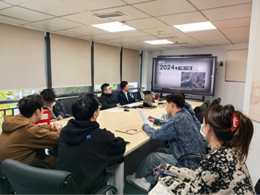 西南空管局空管中心塔台管制室开展年度消防培训