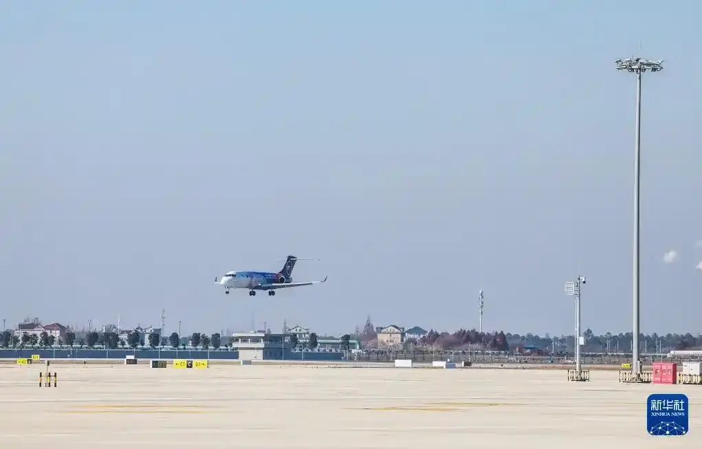 华东空管圆满完成嘉兴机场首航空管保障任务