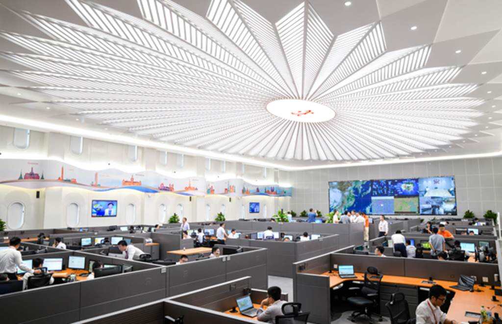 数据驱动服务变革：海南航空数据共享实践推动智慧民航服务升级