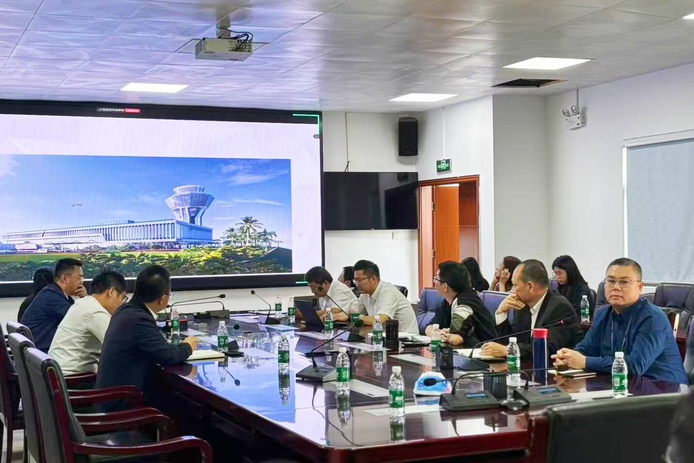 三亚空管站技术保障部召开2026年首次全员大会，统筹部署岁末年初及全年安全运行重点工作