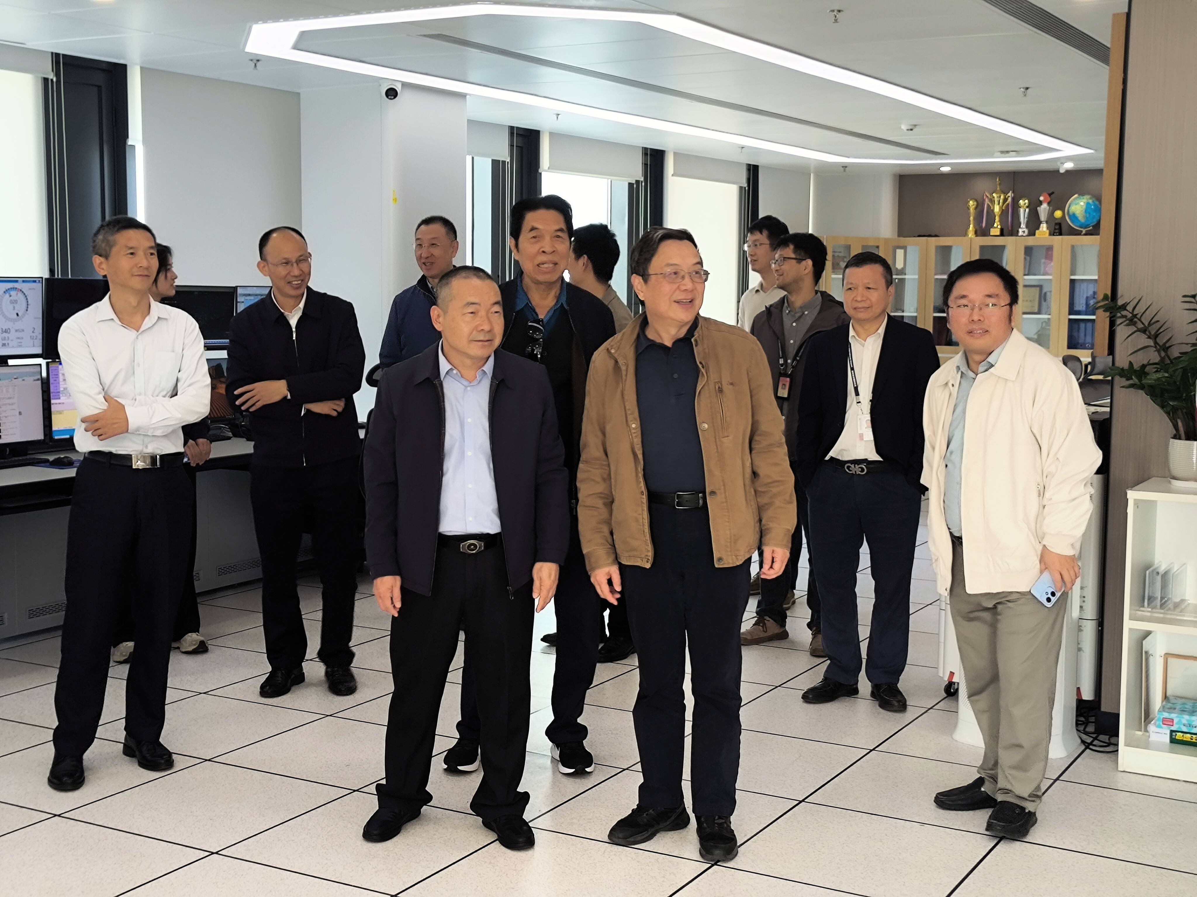 共探AI赋能气象保障 彰显民航气象社会价值——深圳空管站与深圳市气象减灾学会开展交流活动