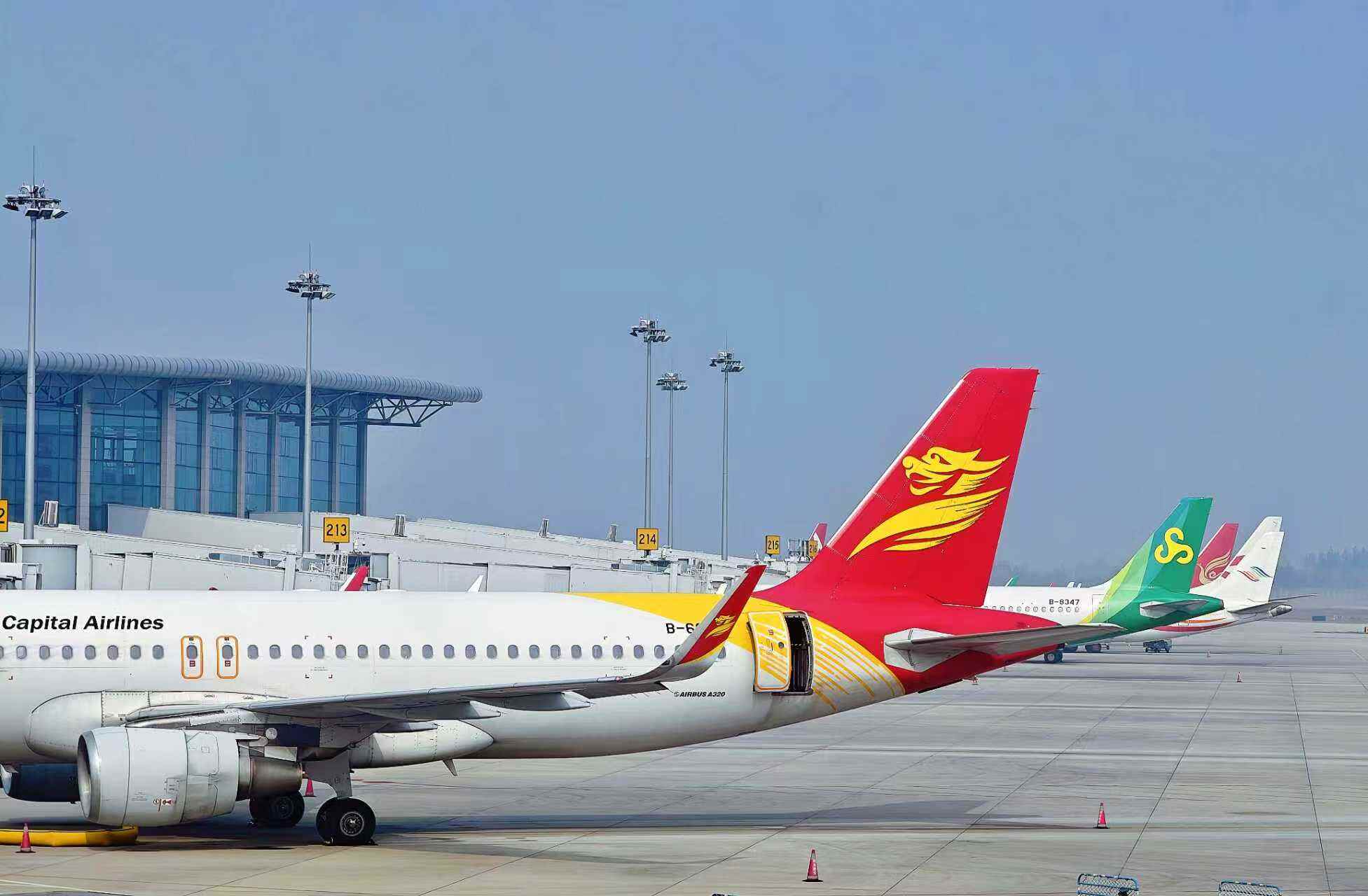 新增运力赴团圆 石家庄正定国际机场干线航班再加密