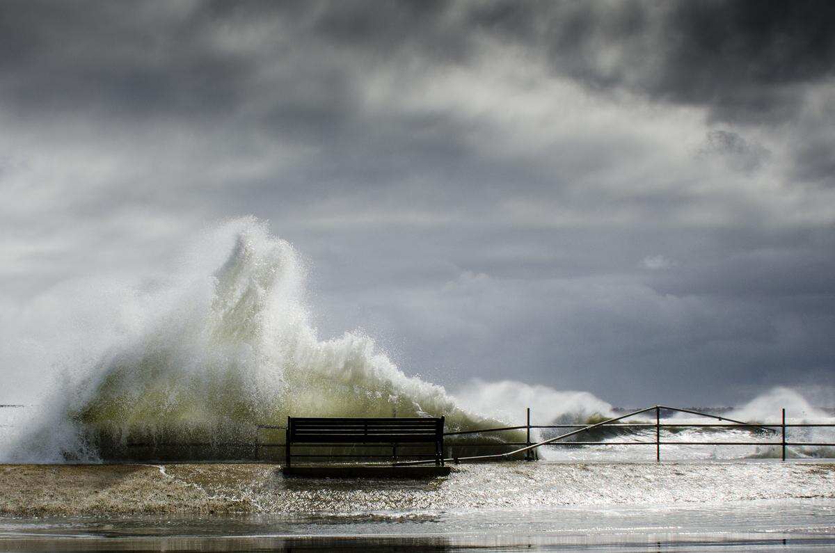 美国冬季风暴肆虐 超12000架次航班取消