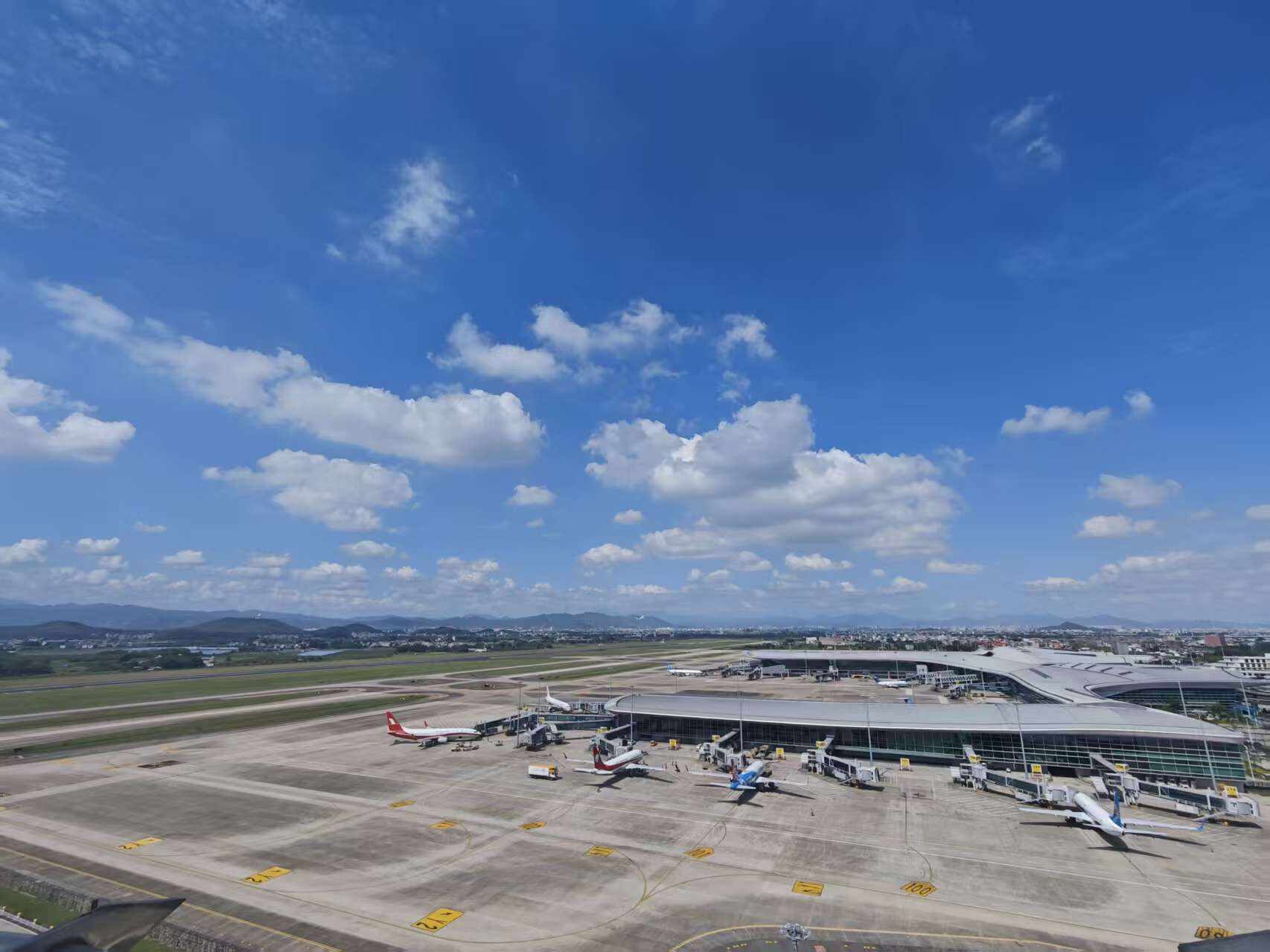 汕头空管站2026年春运首日保障航班量创新高