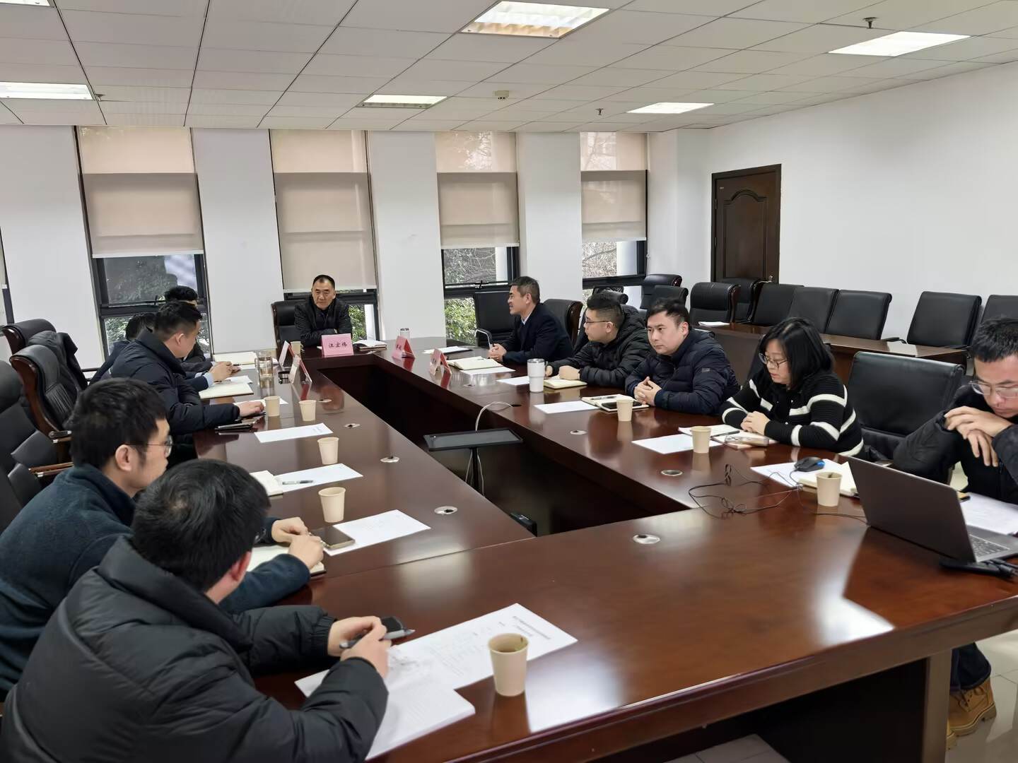 西南空管局航空气象技术研究及应用实验室 2025 年工作总结会召开