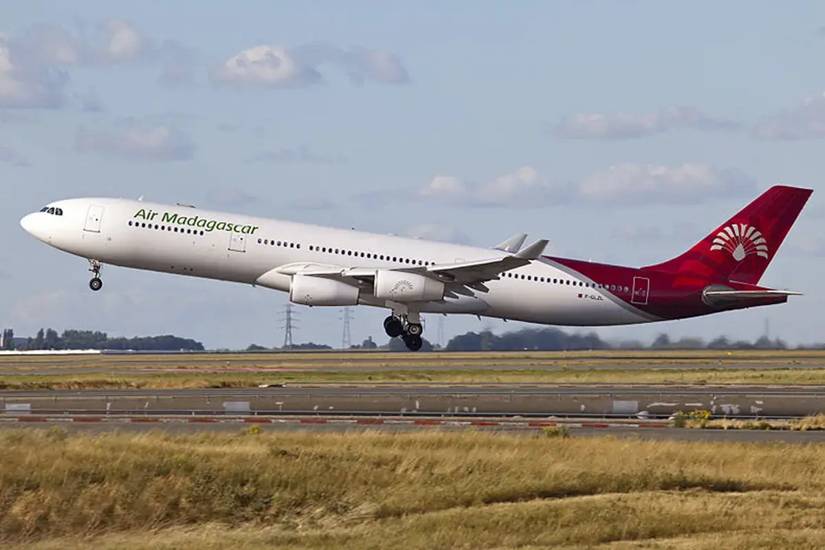 热带气旋“格扎尼”登陆 马达加斯加航空取消当日全部航班