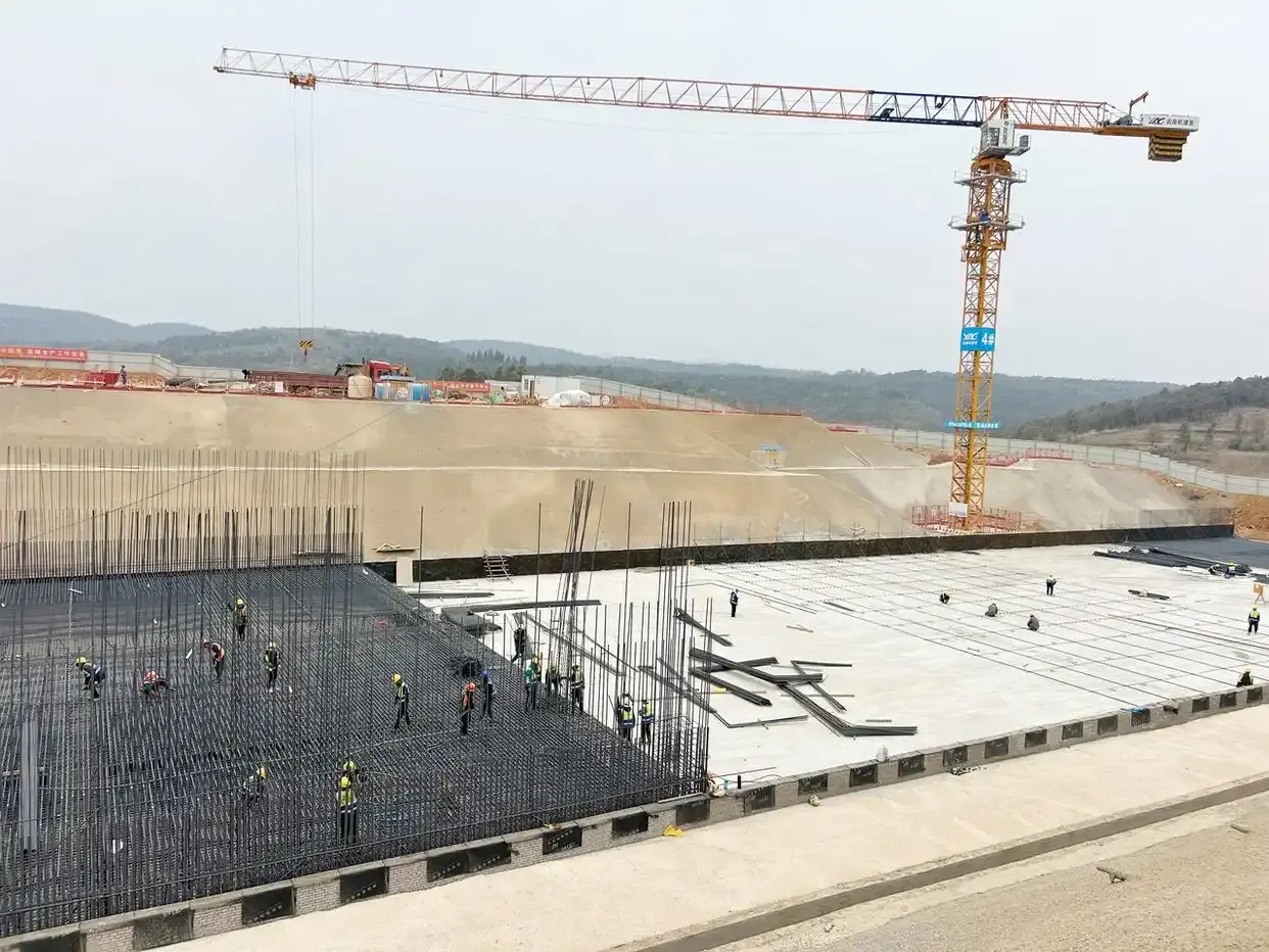 云南：劳动竞赛促昆明长水机场跑出建设加速度