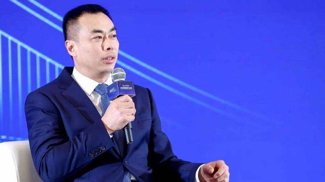 曲光吉任国航总裁