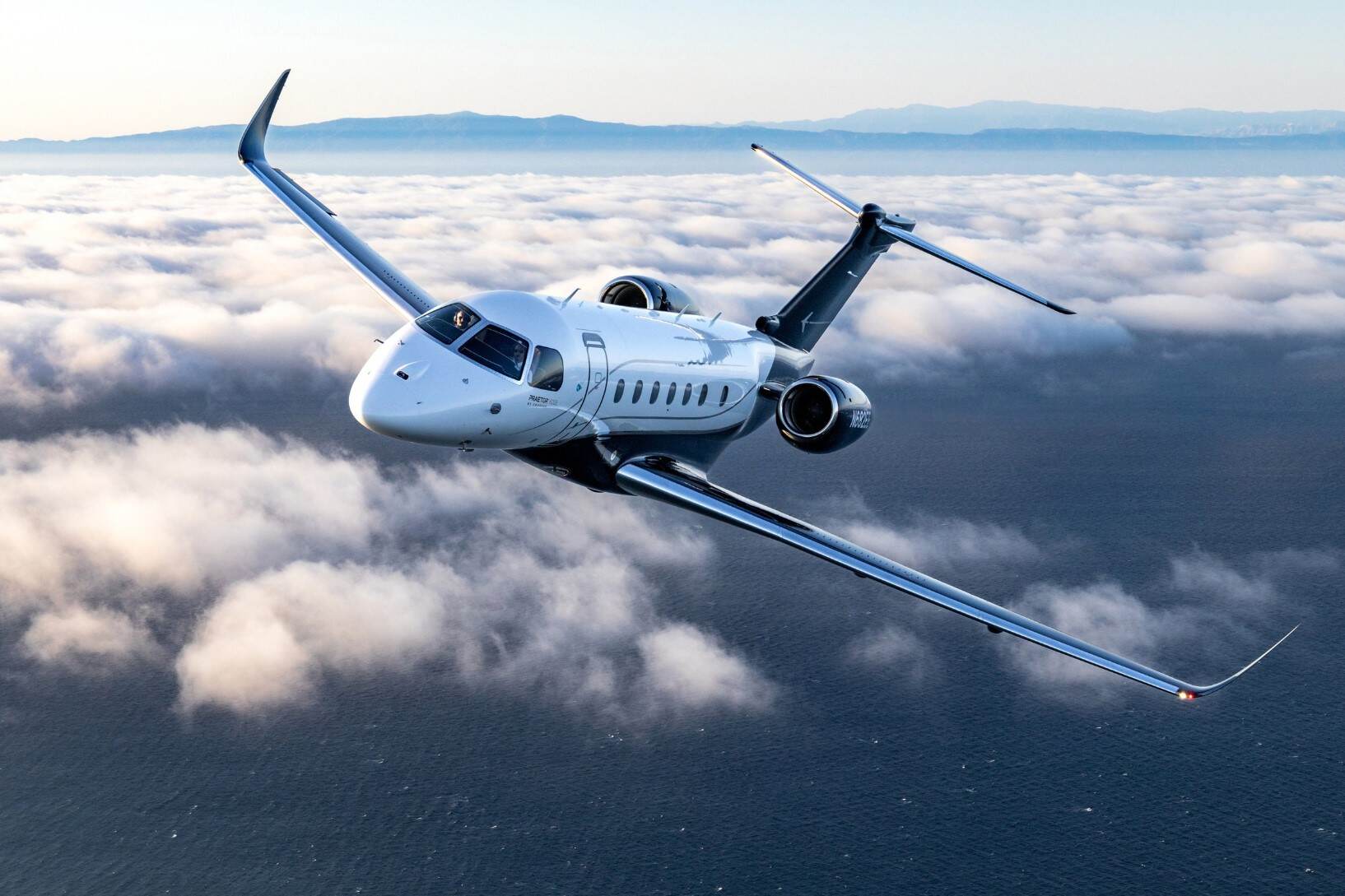 巴航工业全新发布领航600E与领航500E 重新定义私人飞行体验