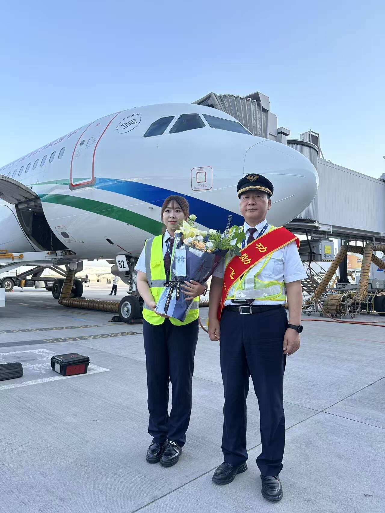 东航西北分公司女飞行员王禹戈：从父亲航迹到她的山河