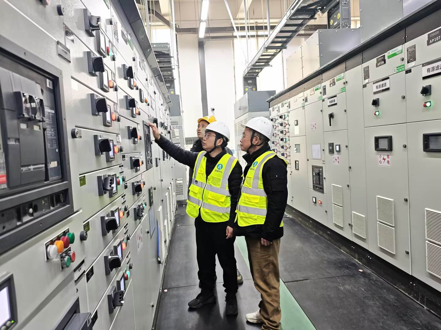 联查筑牢防线 护航平安春运——西南空管局技保中心开展春运节前设备专项检查