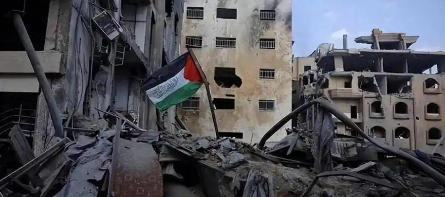 巴格达机场遭多枚火箭弹袭击 内设美国外交设施