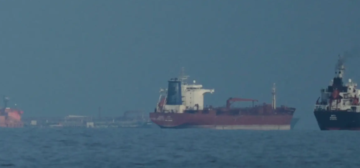 国际油价再度破百！国内4月5日迎燃油附加费调整窗口