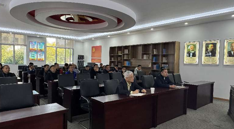 红帆聚力守初心 畅行蓝天担使命——西南空管局空管中心流量管理室运行监控室党支部开展党建品牌创建主题党日活动