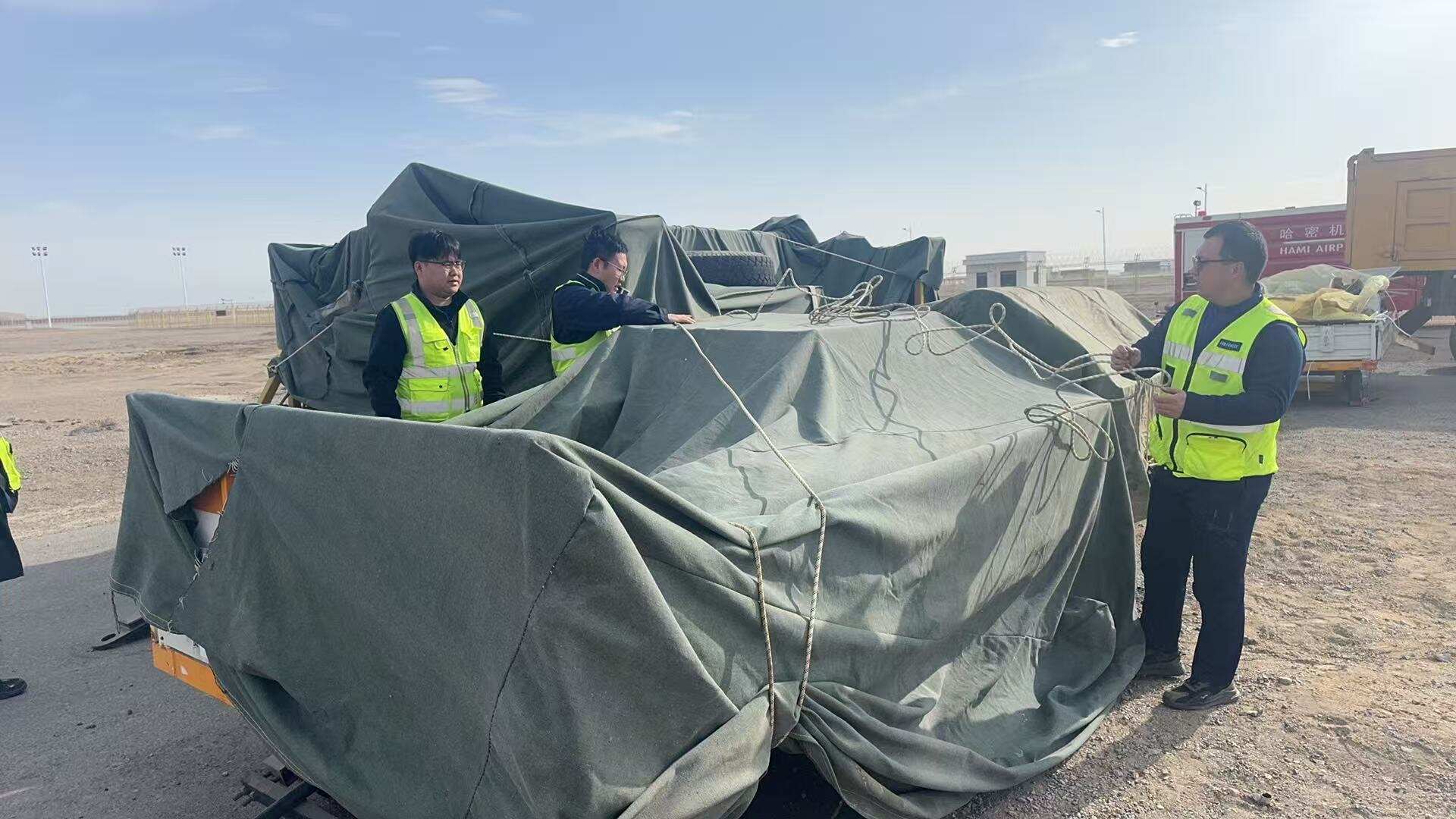 新疆机场集团哈密伊州机场筑牢防风防线 全力保障极端天气下运行安全