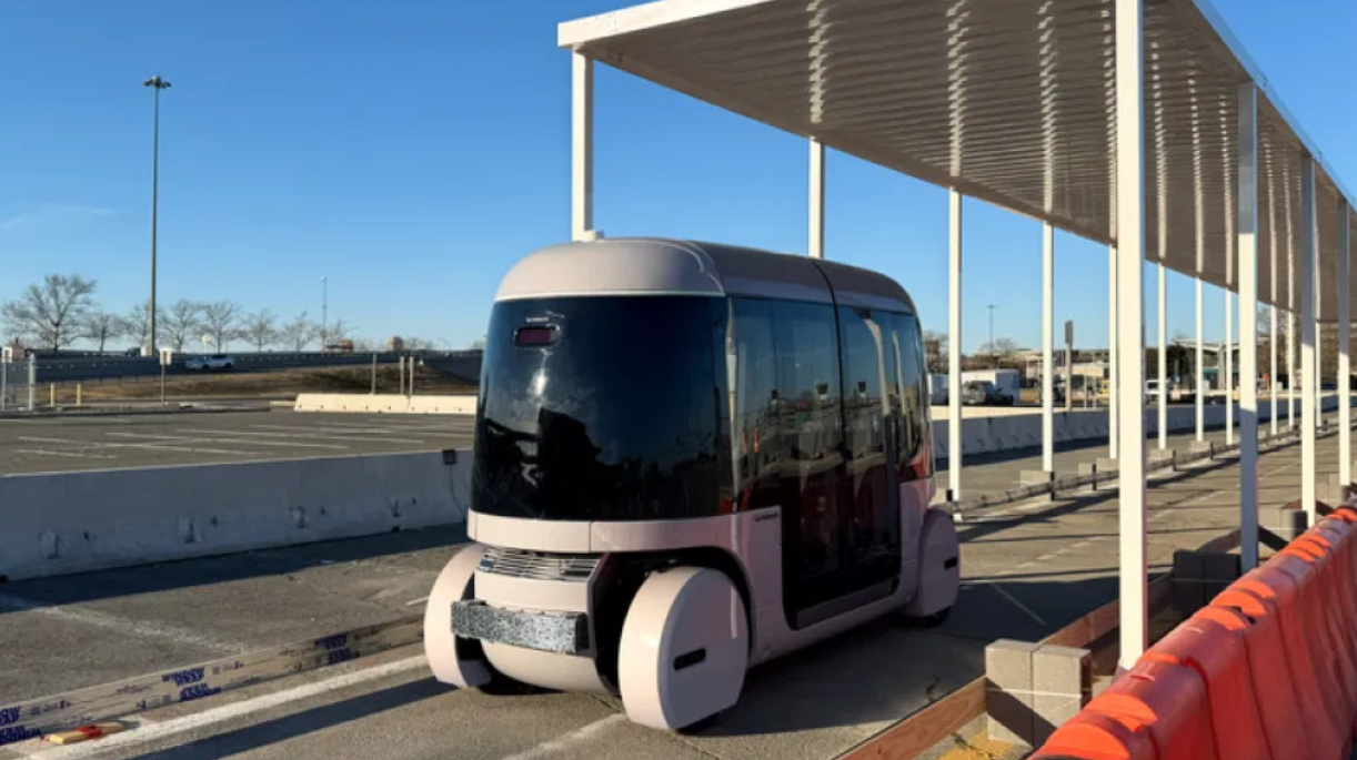 纽瓦克自由国际机场测试电动自动驾驶班车