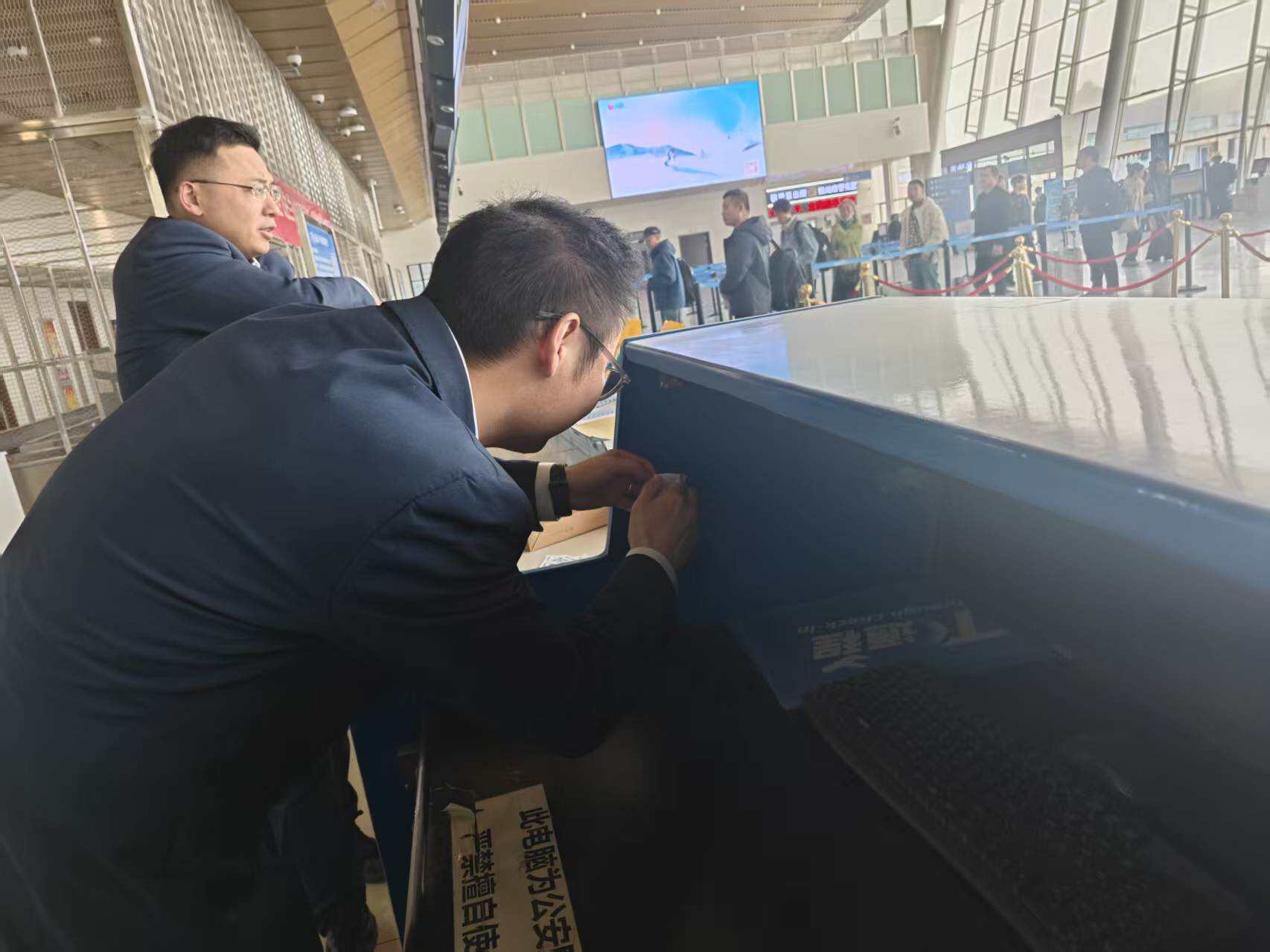 新疆机场集团库尔勒梨城机场开展固定资产清查 筑牢枢纽运营保障根基