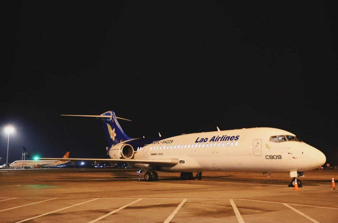 南宁—万象国际客运航班开航 南宁机场首次使用国产飞机执飞东盟国家国际客运航线