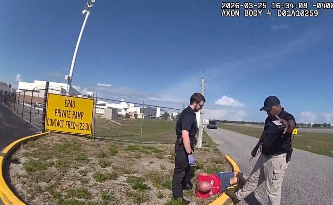 佛州一男子驾车冲入机场欲劫机 后被逮捕