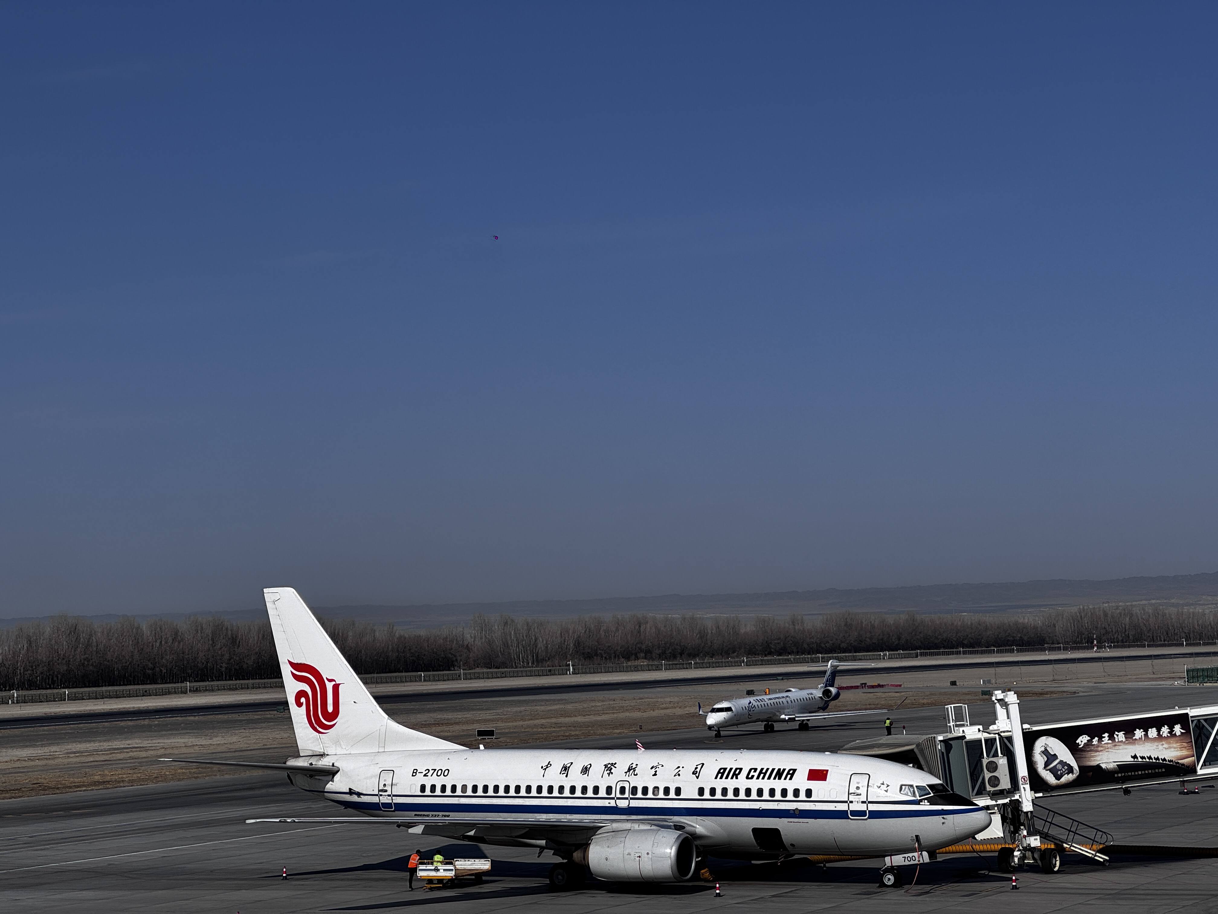 无风春分，新疆机场集团克拉玛依古海机场的温柔时光