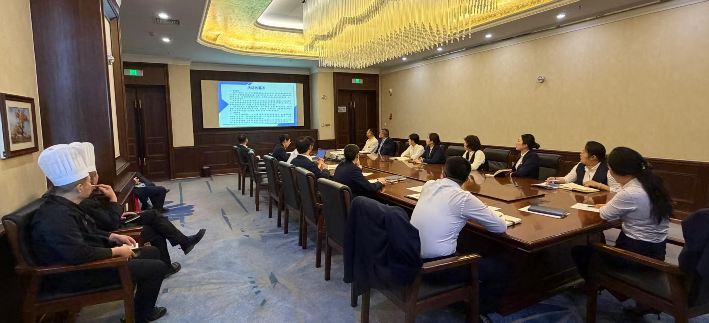 紧盯服务短板 筑牢质量防线——新疆机场集团天缘航旅伊宁分公司召开2026年第一季度服委会暨投诉分析会